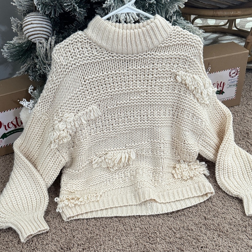 Universal Thread Cream Textured Turtleneck Sweater